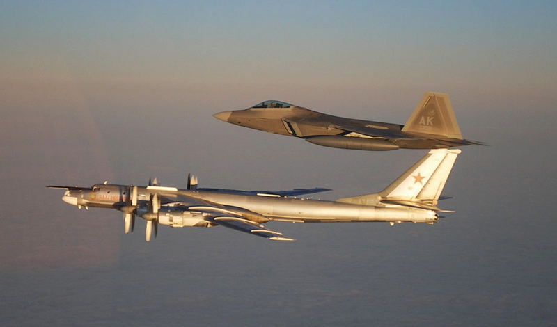 Illustration for article titled 50 Totally Stunning Combat Aircraft Photos Taken Around Alaska